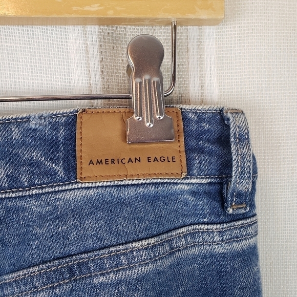 American Eagle Stretch Mom‎ Jeans Shredded Blue Size 4 - Picture 8 of 11